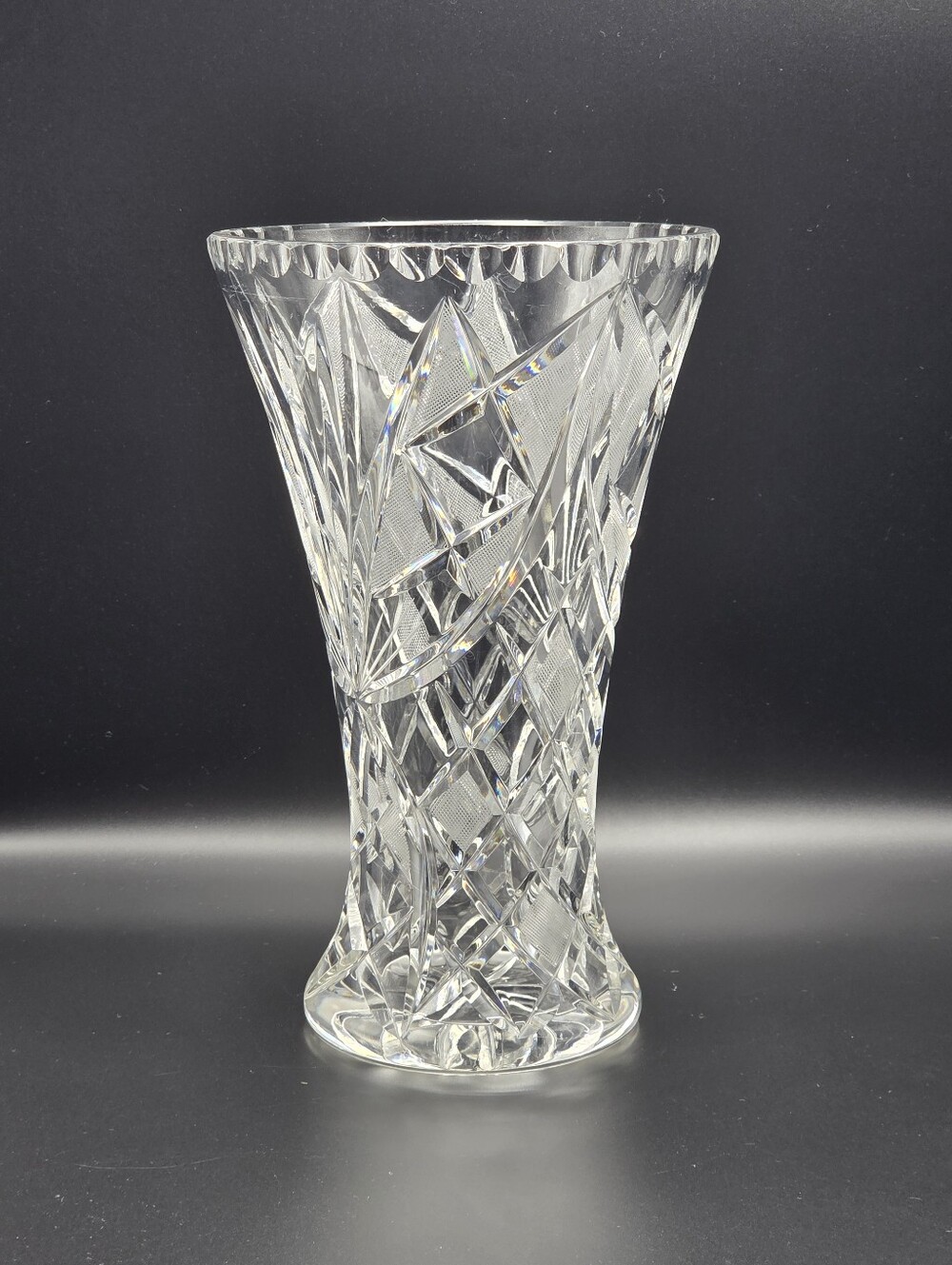 Vintage Heavy Lead Crystal 10 1/4in Tapered Vase Deep Diamond Cut Scalloped Rim